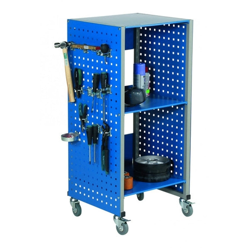 Perforerad verktygsvagn, 1080x445x490mm, mobil och robust med hängare för verktyg och enkel förvaring.
