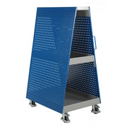 Perforerad verktygsvagn 1000x1500 i robust design med perforerade sidor och hjul för enkel mobilitet i verkstadsmiljö.