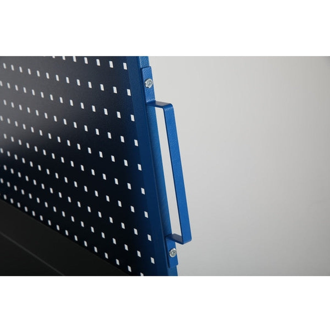 Perforerad verktygsvagn 1000x1500 med robust, perforerad panel och greppvänligt handtag för effektiv verkstadsorganisation.