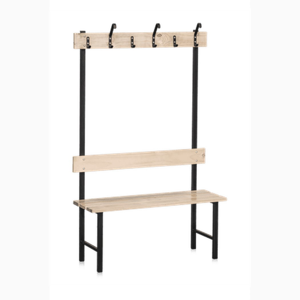 Sittbänk Enkelsektion 1000-2000 mm Furu med svart underrede, ryggbräda och kroklist för omklädningsrum och hallar.