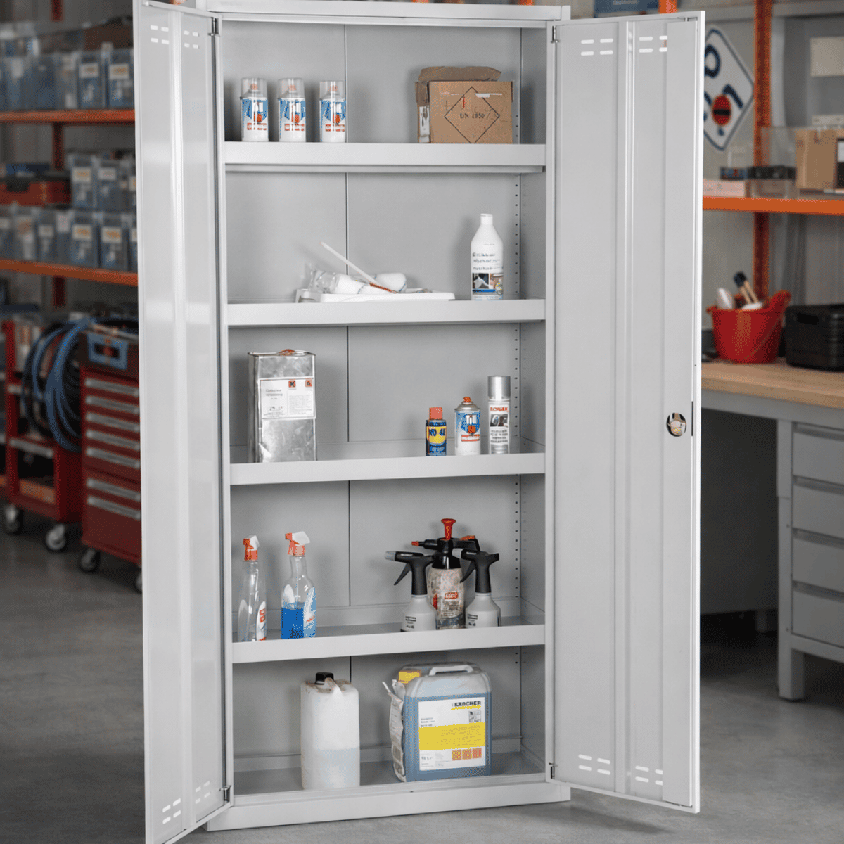 Kemikalieskåp 2026 – komplett guide enligt AFS & EN 14470-1