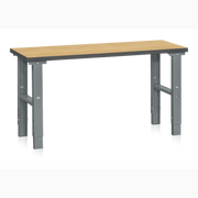Arbetsbord HD 500 1600-2000x600 mm med robust stålram och justerbara ben för stabilt och hållbart arbetsbord.