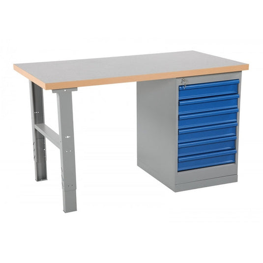 Arbetsbord med skåp, 6 lådor 1600mm med robust konstruktion och rymliga lådor för optimal förvaring och arbetsyta.