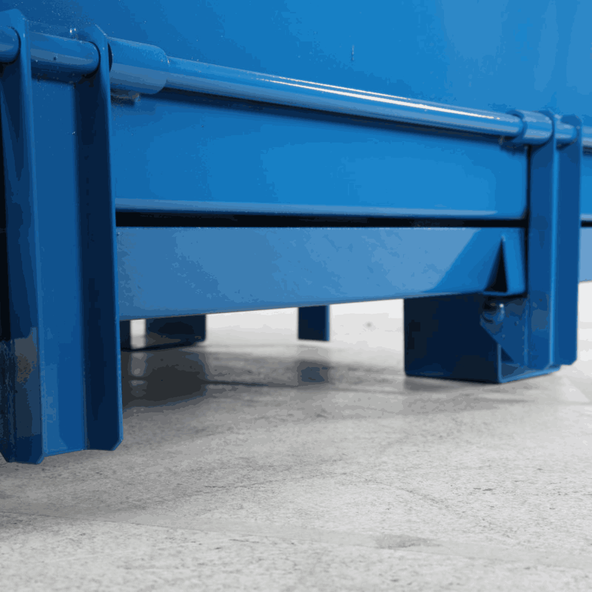 Bottentömmande container, 700L