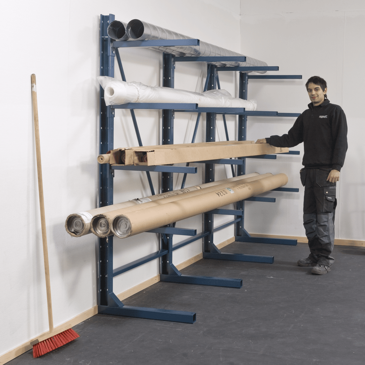 Grenställ medium, enkel komplett, höjd 2000-2500mm, 500mm armar