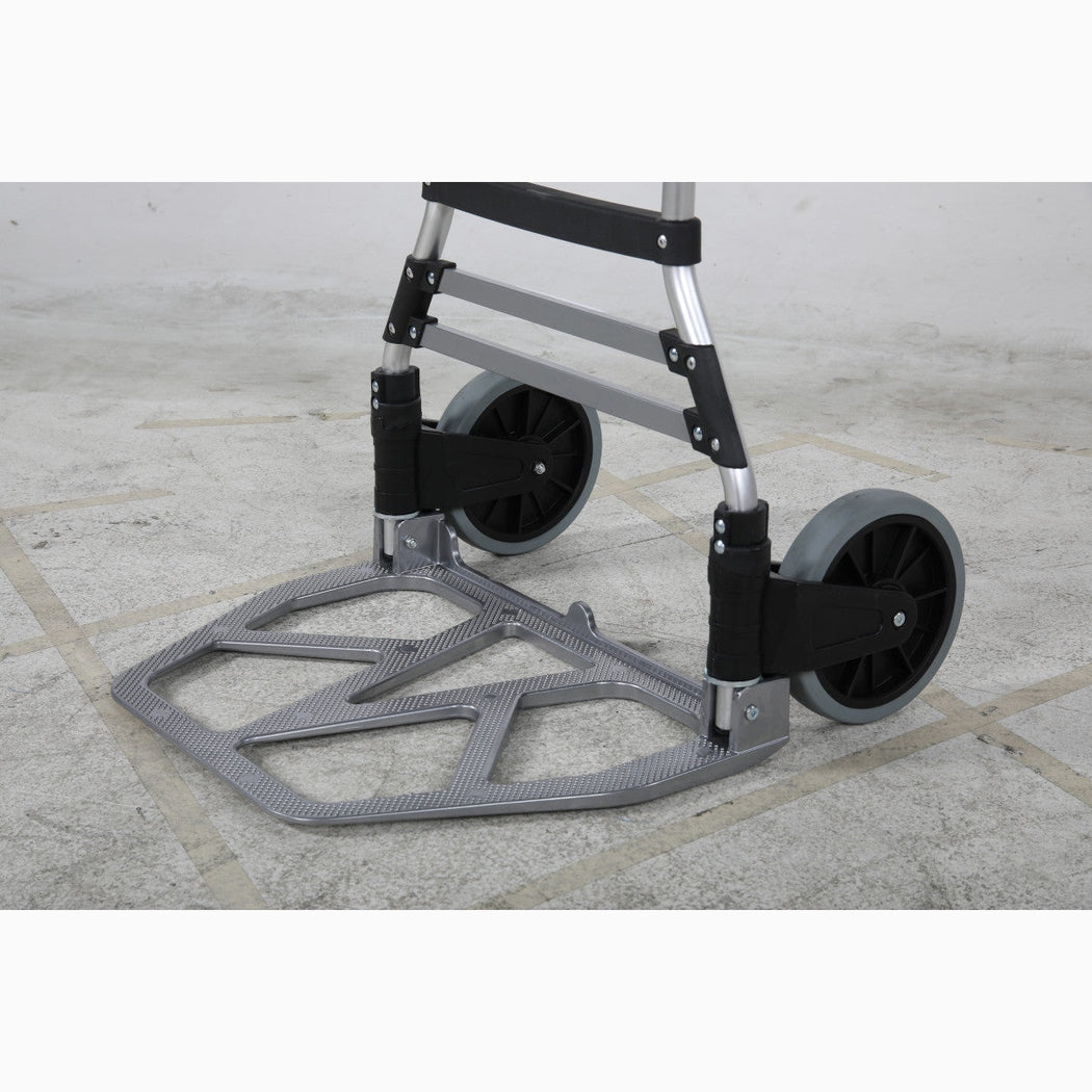 Hopfällbar aluminiumkärra, 100 kg med robust stomme och stora hjul för smidig transport av tunga laster.
