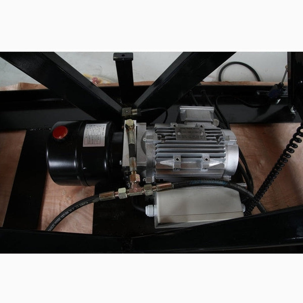 Lyftbord, 2000kg, 820x2500mm