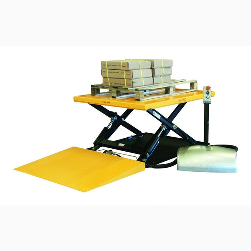 Lyftbord med ramp, 1000kg, 1450x1140mm