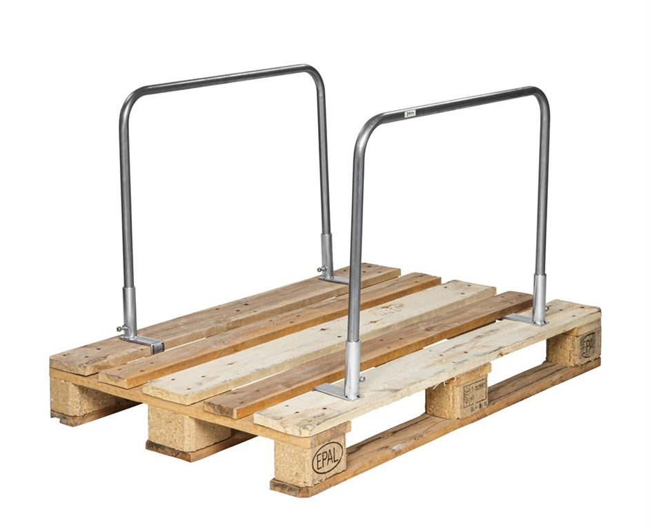 Pallstöd, 775x115x600-1000mm, 100kg i elförzinkat stål monterat på EUR-pall för säker transport och lagring.