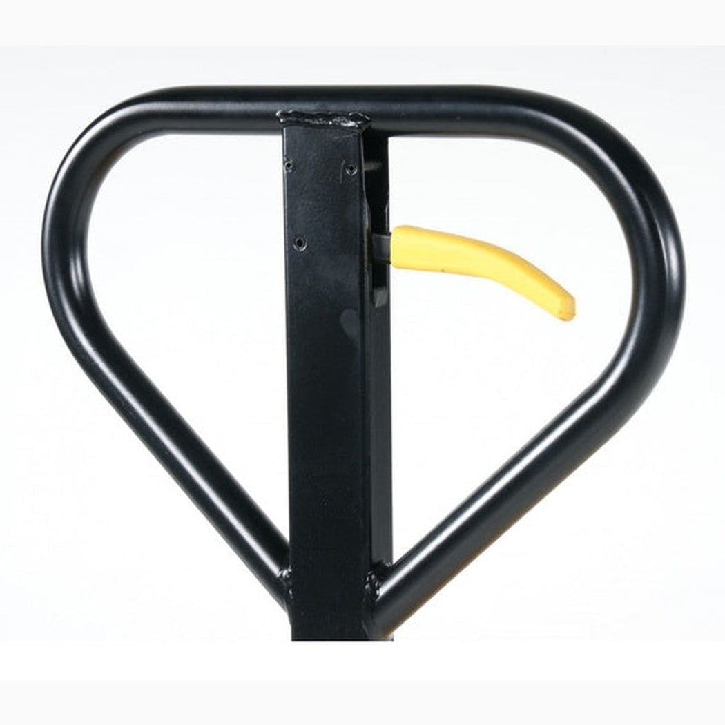 Pallyftare långa gafflar, 2000kg, 540x1500mm, boggi/poly, gul, robust handtag för effektiv pallhantering.