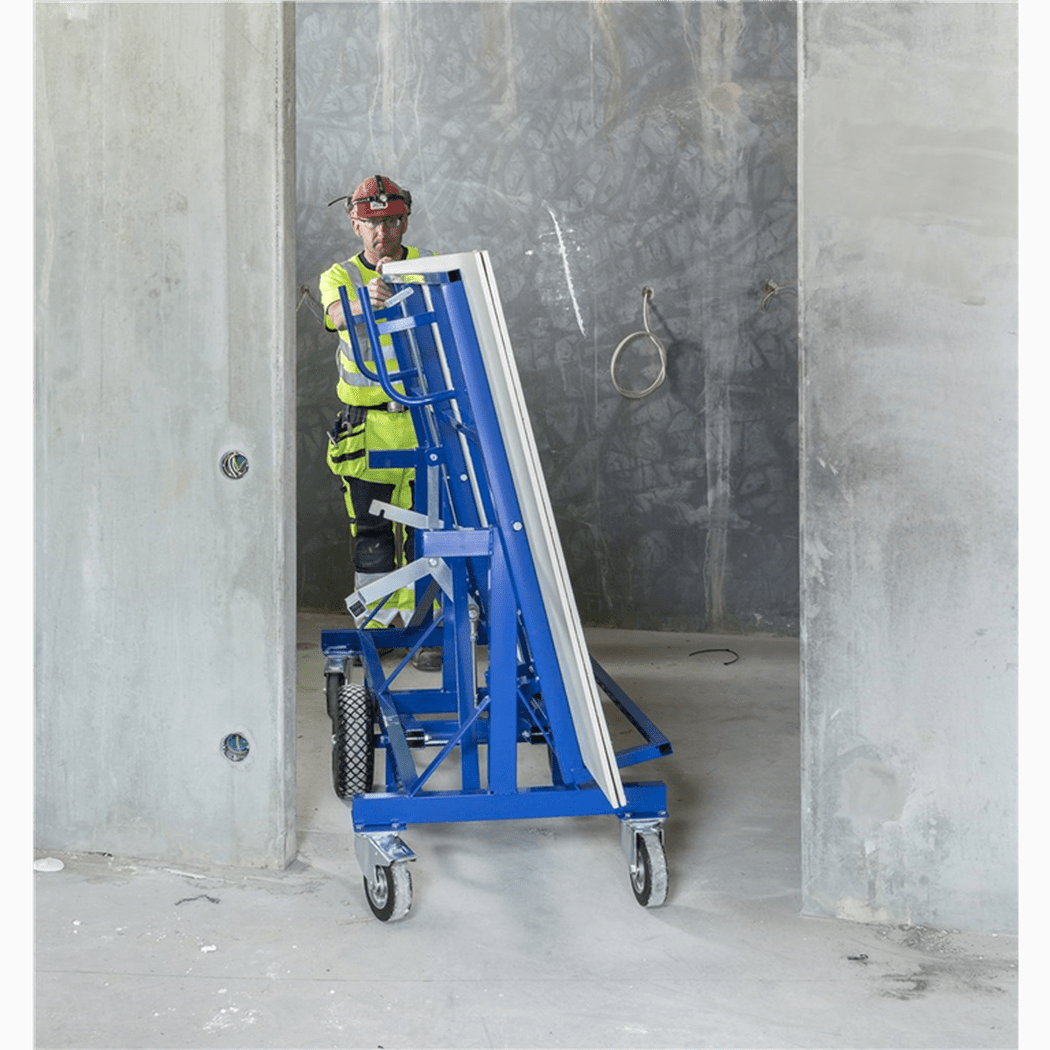 Skivvagn, 1900x700x1490mm, 500kg, robust skivmaterialvagn med justerbar höjd och kraftiga hjul för effektiv hantering.