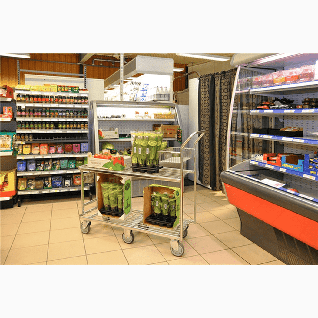 Stor butiksvagn 1320x430x1120 mm med 400 kg kapacitet, två hyllplan och robusta hjul för effektiv butiksorganisation.