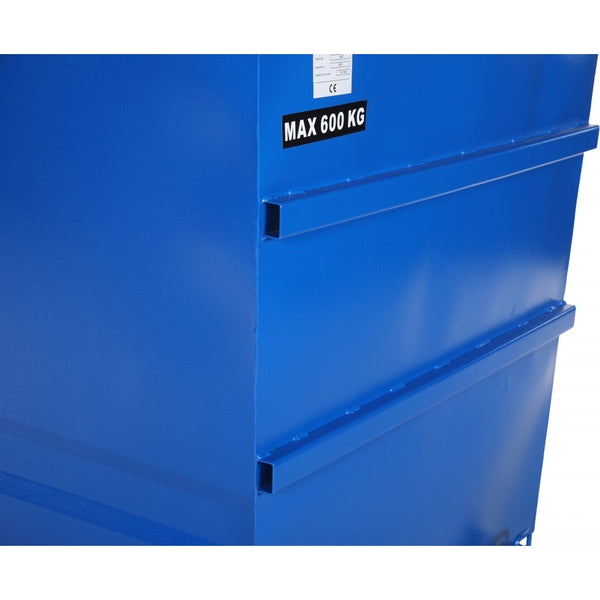 Tippcontainer lätt, 1600 liter, 600kg med robust, pulverlackerad design för effektiv och hållbar avfallshantering.