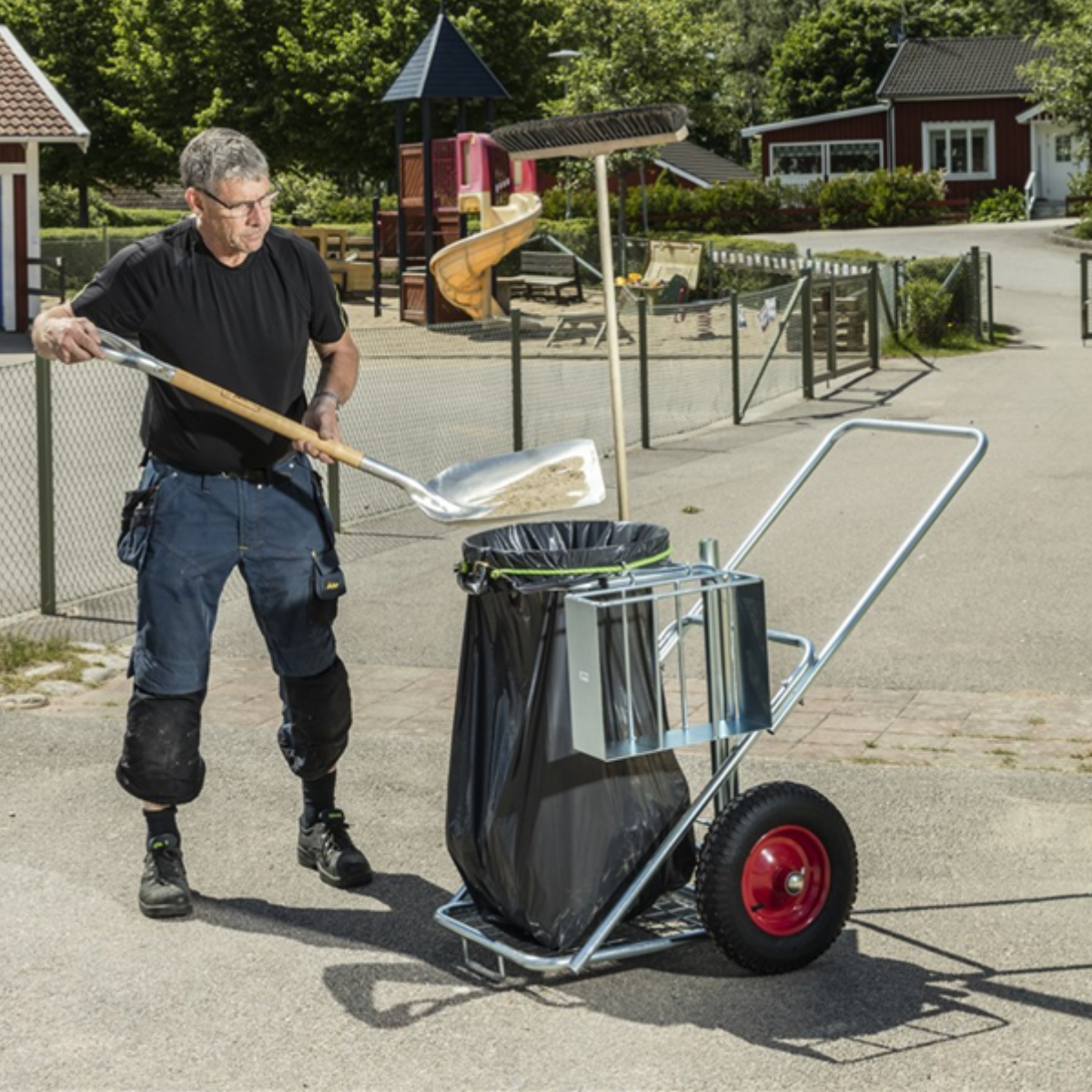Utomhus anpassad städvagn, punkteringsfri